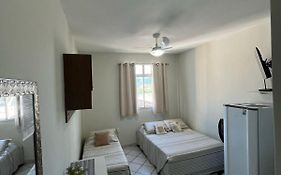 Kitnet Aconchegante A 3 Minutos Da Praia